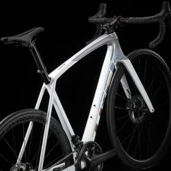 Vélo De Route TREK Emonda SL 7 Blanc/Holographic - 2023 8 Vélo De Route TREK Emonda SL 7 Blanc/Holographic - 2023 -Equipement vélo électrique Boutique velo de route trek emonda sl 7 blancholographic 2023 2